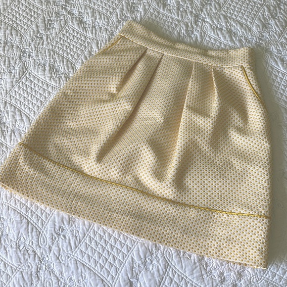 Cynthia Steffe Dresses & Skirts - CYNTHIA CYNTHIA STEFFE Yellow Polka Dots Lined Skirt ONE OF A KIND